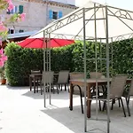 With A Parking Space - 20631 Guest house