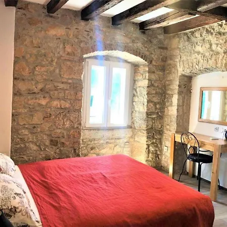 בית הארחה With A Parking Space - 20631 3*