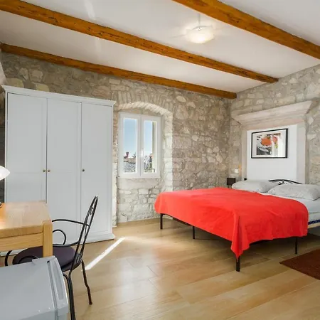 בית הארחה With A Parking Space - 20631 3*