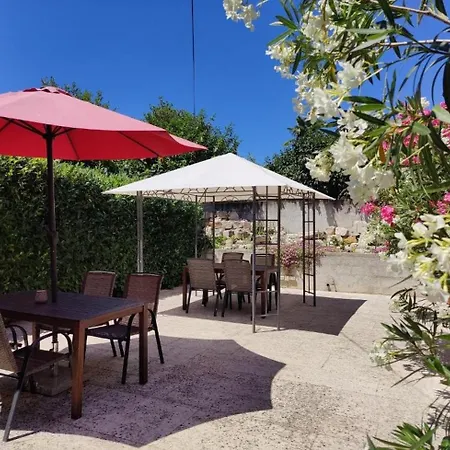 With A Parking Space - 20631 ゲストハウス ポレッチ