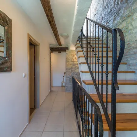 ゲストハウス With A Parking Space - 20631 ポレッチ