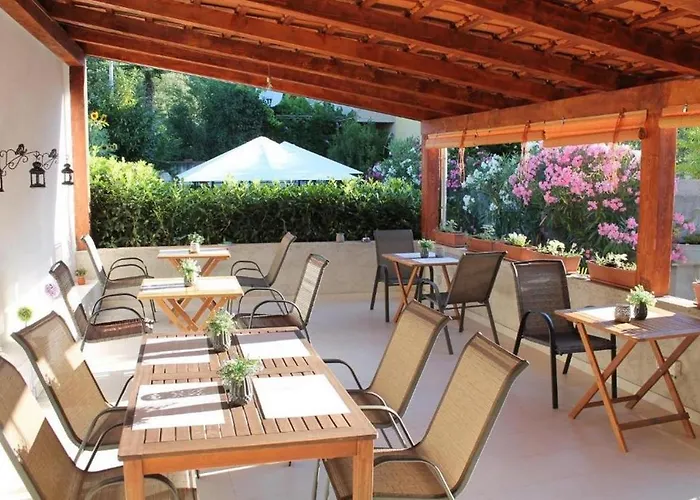 Guest house With A Parking Space - 20631 Porec